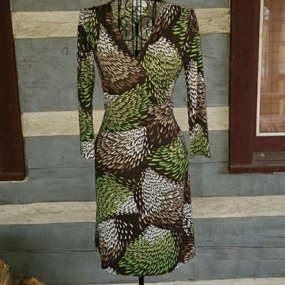 LOFT Dresses & Skirts - ANN TAYLOR LOFT PETITE DRESS